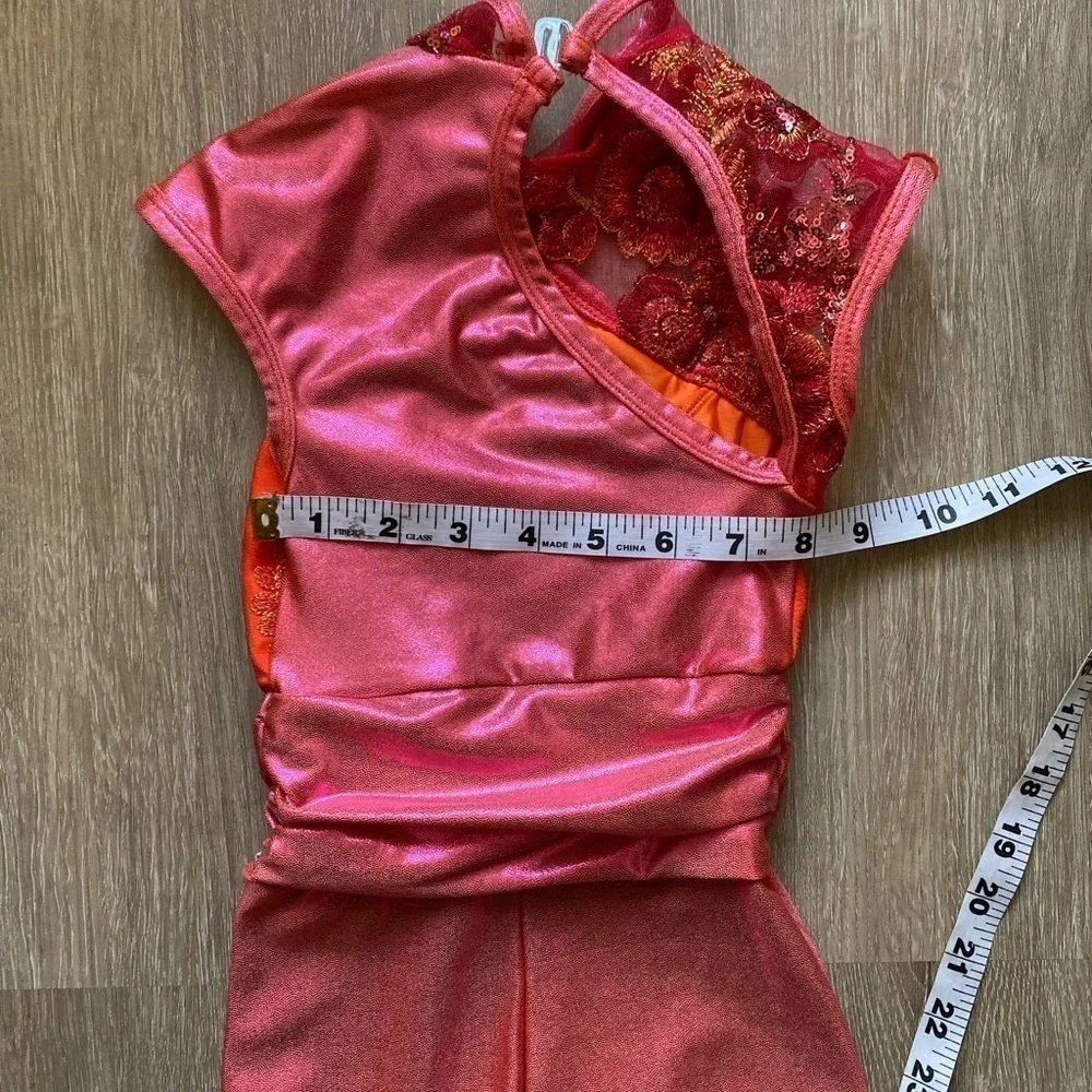 Curtain Call Little Girl Pink Sequin High Neck Short Dance Costume Size XS